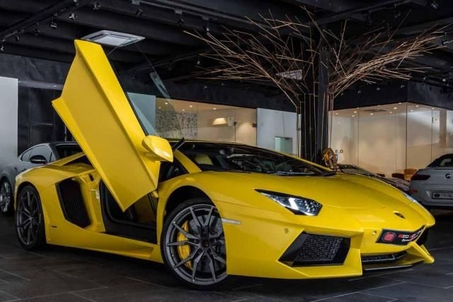 Lamborghini Aventador LP 700-4 2012