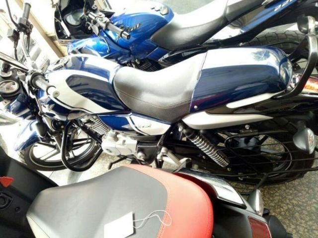 Bajaj V15  150cc 2017