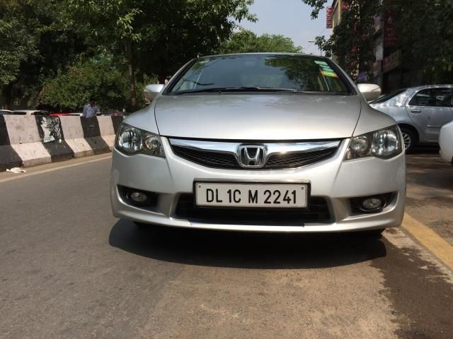 Honda Civic 1.8 MT 2010