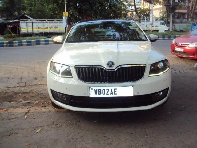 Skoda Octavia Elegance 2.0 TDI AT 2013