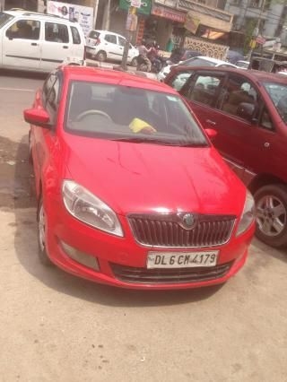 Skoda Rapid 1.6 TDI MT AMBITION PLUS 2013