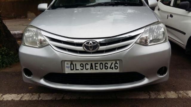 Toyota Etios Cross 1.4 GD 2013