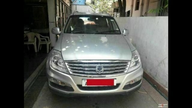 Mahindra Ssangyong Rexton RX7 2013