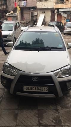 Toyota Etios Cross 1.2 G 2015