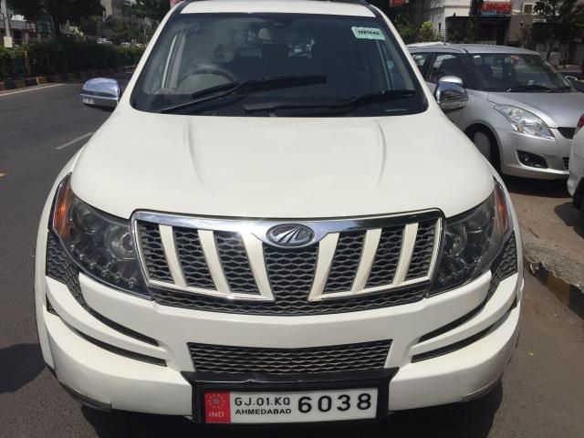 Mahindra XUV500 W8 4WD 2012