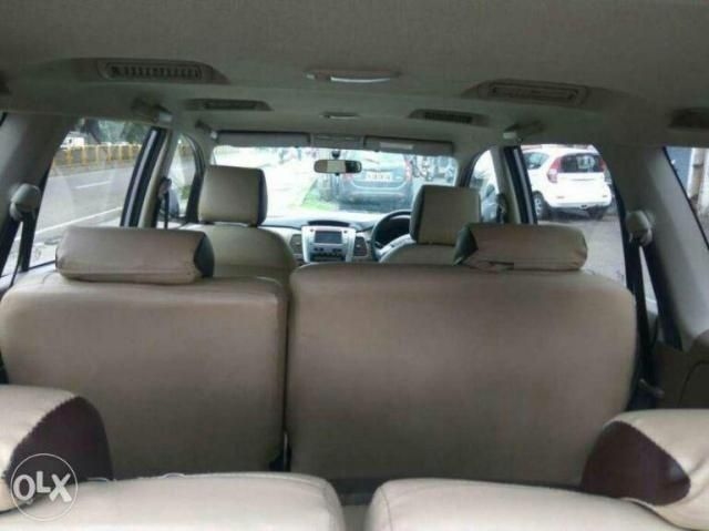 Toyota Innova 2.5 VX (Diesel) 7 Seater 2012
