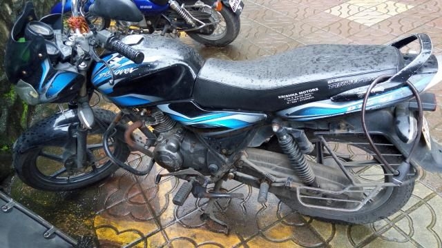 Bajaj Discover 100cc 2010