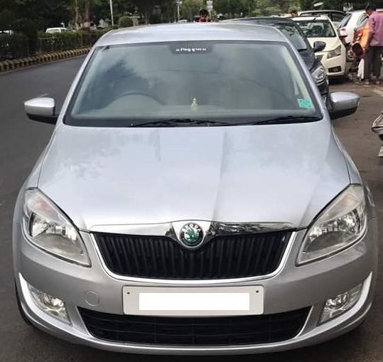 Skoda Rapid 1.5 Ambition 2012