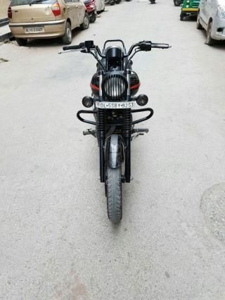 Bajaj Avenger 220cc 2015