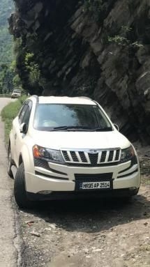 Mahindra XUV500 W8 2015