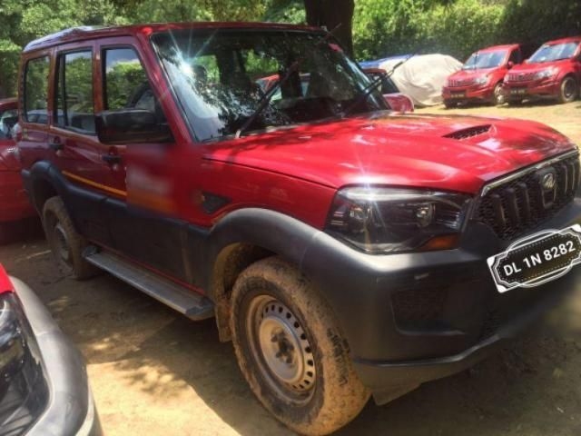 Mahindra Scorpio S2 2015