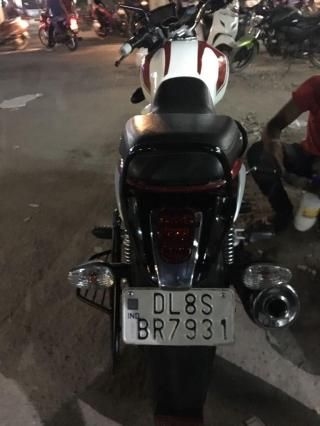 Bajaj V15 150cc 2016