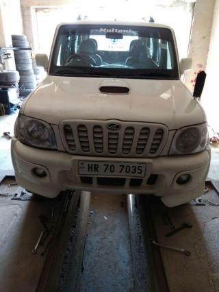 Mahindra Scorpio SLX 2.6 TURBO 7 STR 2007