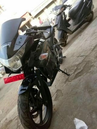 Honda CBR 250R 2011