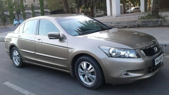 Honda Accord 2.4 MT 2010