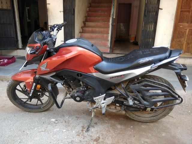 Honda CB Hornet 160R 2017