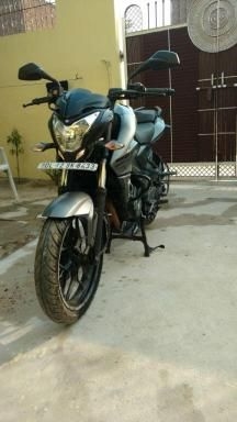 Bajaj Pulsar NS200 2017