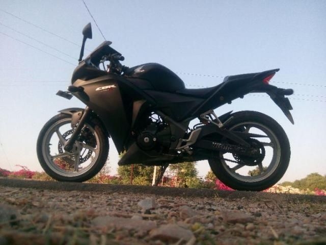 Honda CBR 250R 2013