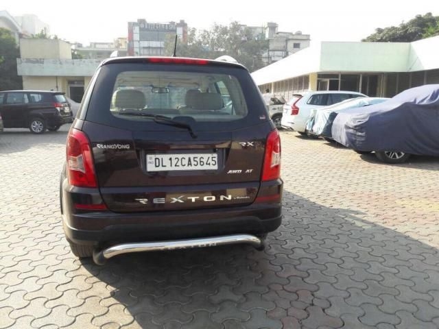 Mahindra Ssangyong Rexton RX7 2014