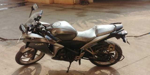 Honda CBR 250R 2011