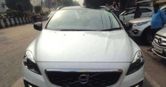 Volvo V40 Cross Country D3 2015