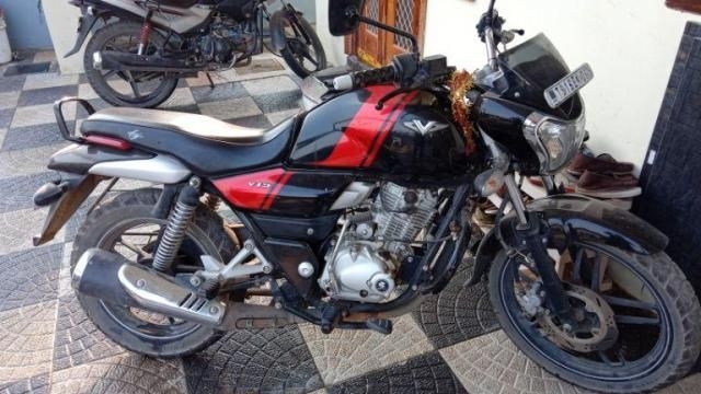 Bajaj V15 150cc 2016