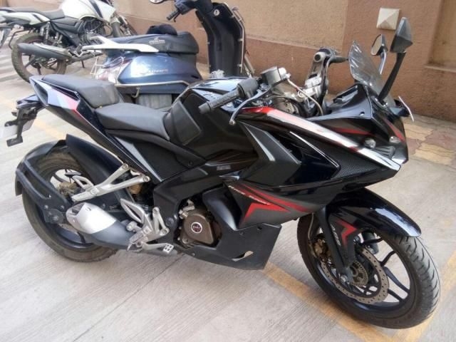 Bajaj Pulsar RS200 ABS 2016