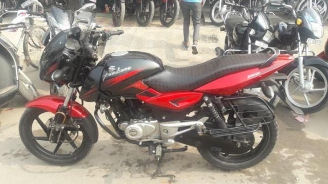 Bajaj Pulsar 150cc 2014