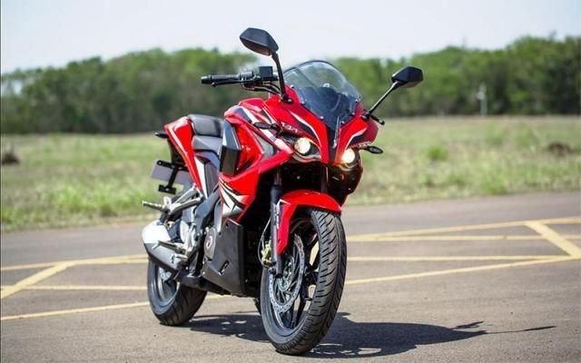 Bajaj Pulsar RS200 ABS 2015