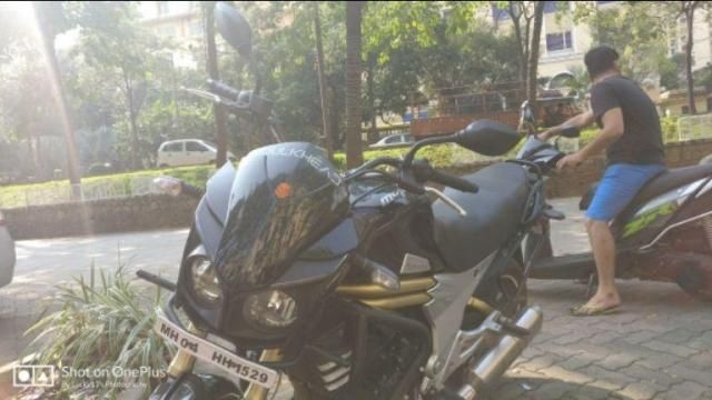 Mahindra Mojo 300cc 2016