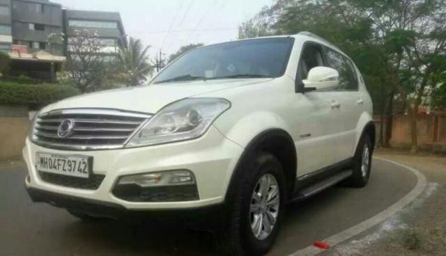 Mahindra Ssangyong Rexton RX7 2013