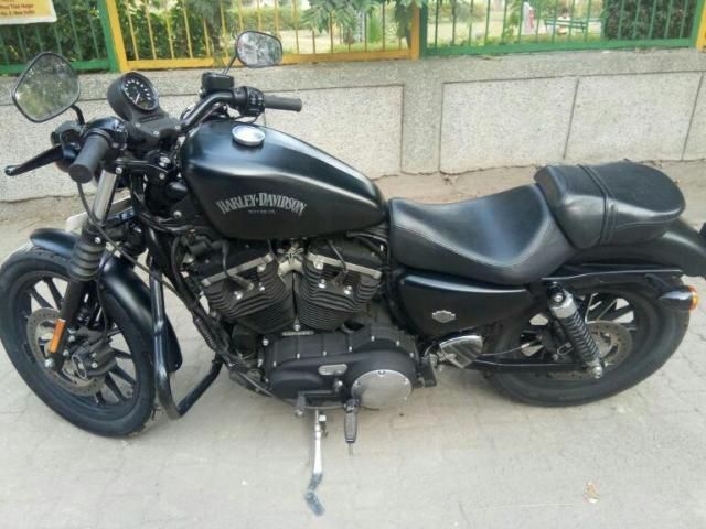 Harley-Davidson Iron 883 2012