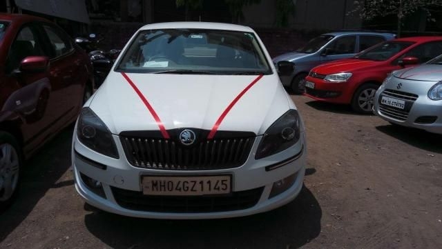 Skoda Rapid ELEGANCE 1.6 TDI MT 2015