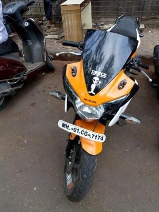 Honda CBR 150R 150cc 2015