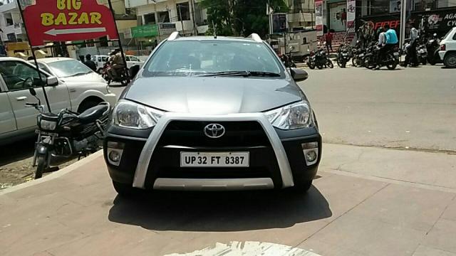 Toyota Etios Cross 1.4 VD 2014