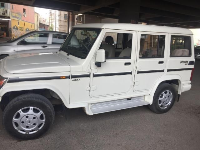 Mahindra Bolero SLX 2013