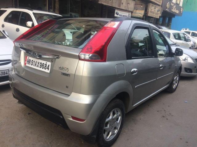 Mahindra Verito Vibe CS 1.5 D6 2013