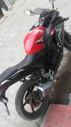 Honda CBR 150R 150cc 2017