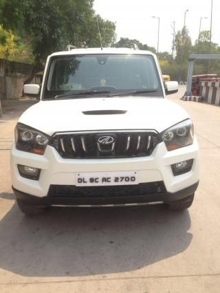 Mahindra Scorpio S10 2015