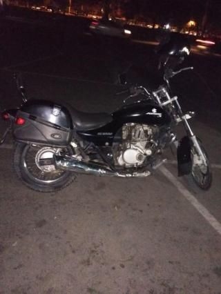 Bajaj Avenger 200cc 2009