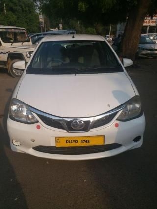 Toyota Etios Liva GD 2013