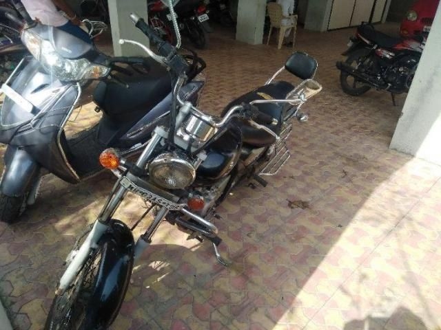 Bajaj Avenger 200cc 2009