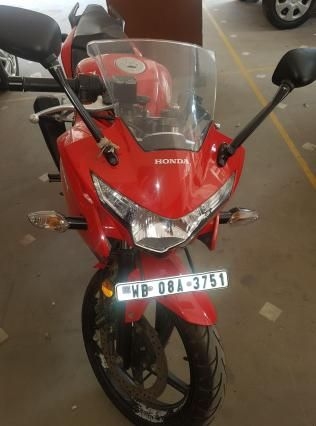 Honda CBR 250R 2015