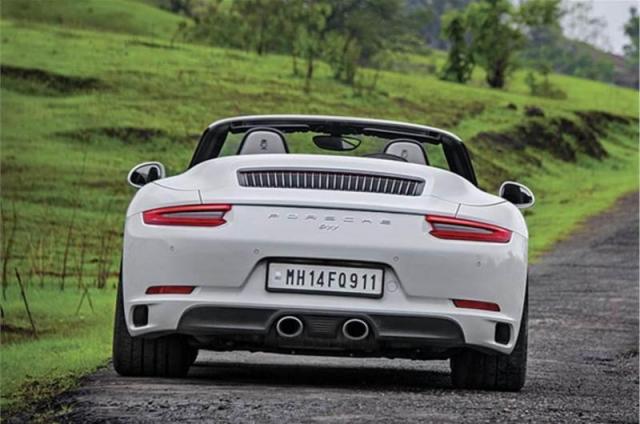 Porsche 911 Carrera S Cabriolet 2016