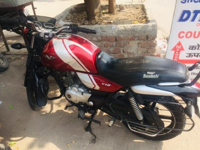 Bajaj V12 125cc 2017