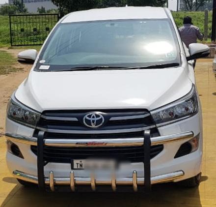 Toyota Innova Crysta 2.4 GX 8 STR 2016