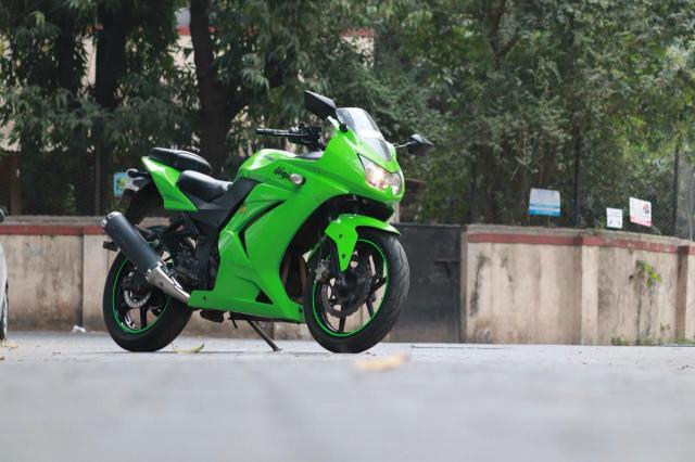 Kawasaki Ninja Zx 10rr Price In Bhubaneswar Starts At 3831 Lakh