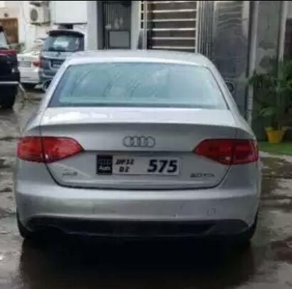 Audi A4 2.0 TDI premium 2011