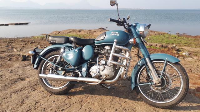 Royal Enfield Classic Squadron Blue 500cc 2016