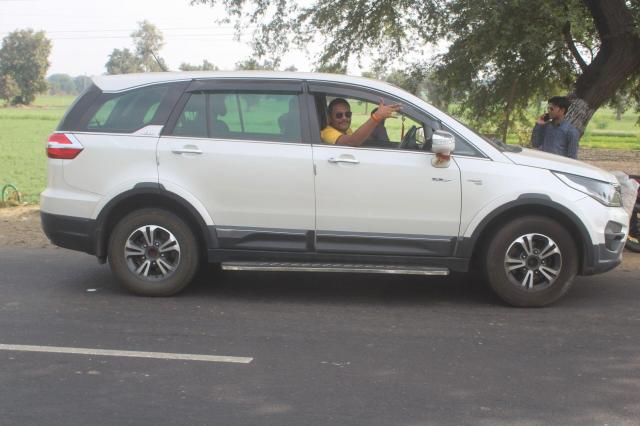 Tata Hexa XM 4x2 7 STR 2017